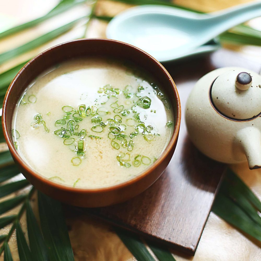 brown-ceramic-bowl-with-soup-3662103